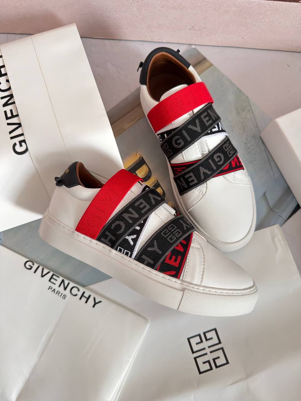 کتونی جیوانچی