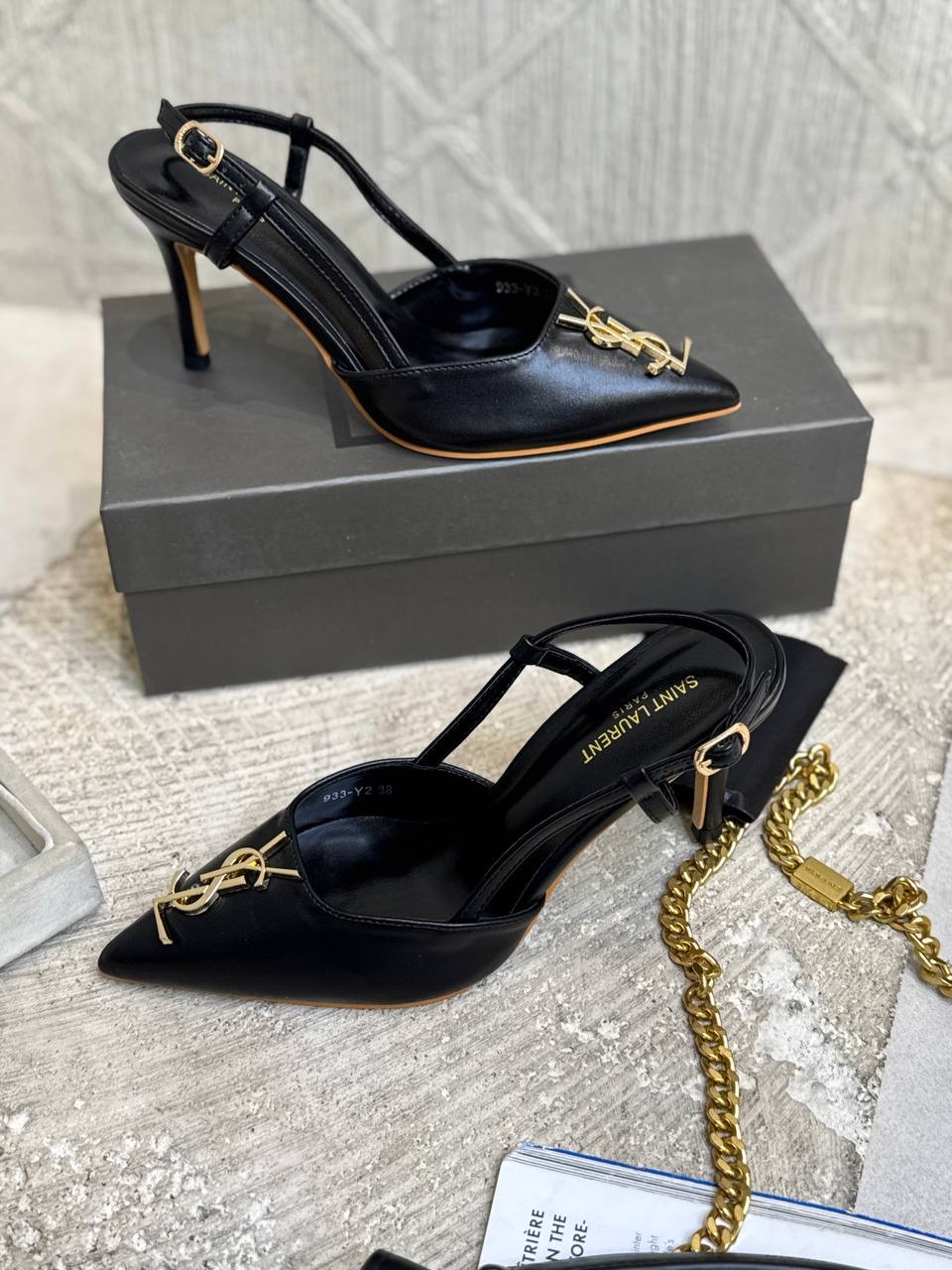 کفش ایو سن لورن